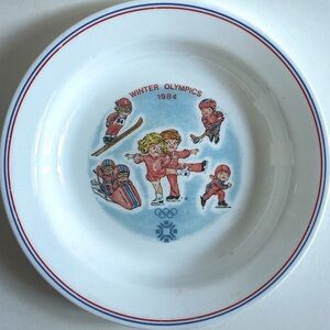 ⭐️ LAST CHANCE SALE! ⭐️ Vintage 1984 Sarajevo Winter Olympics Campbell’s Bowl